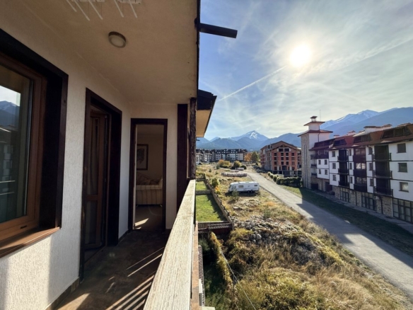 Balcony view of Todorka peak and the Pirin mountains, Downtown Bansko