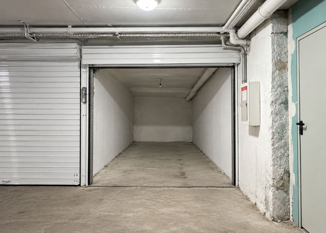 underground-garage-bansko-gondola-lift