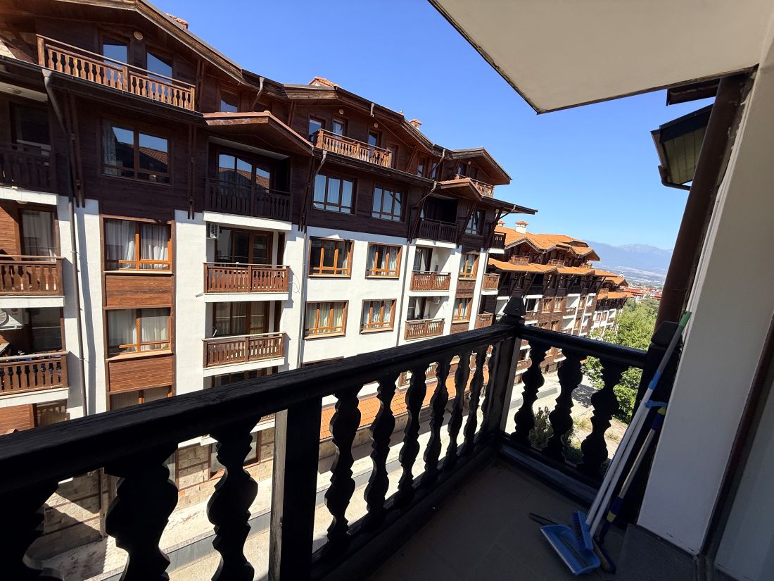 Apartment for sale in Bansko, Balkan Heights balcony 2