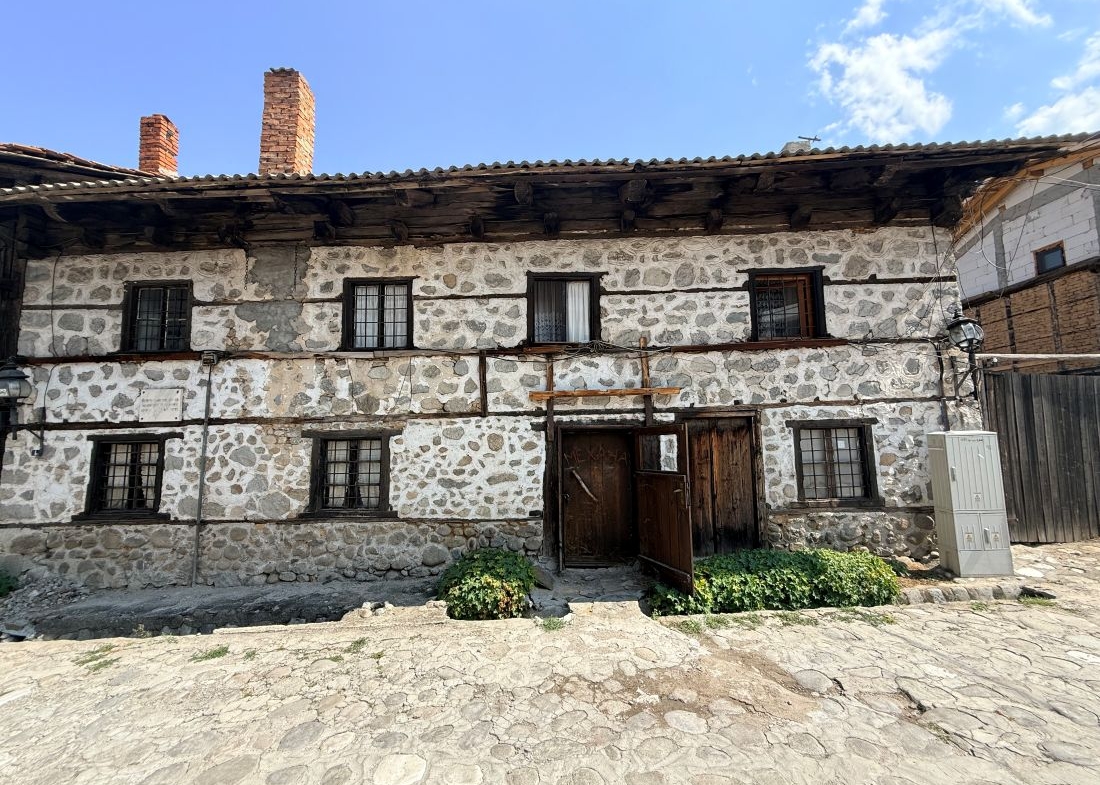 Bansko old town house — listed two-storey Revival property in the Old Town